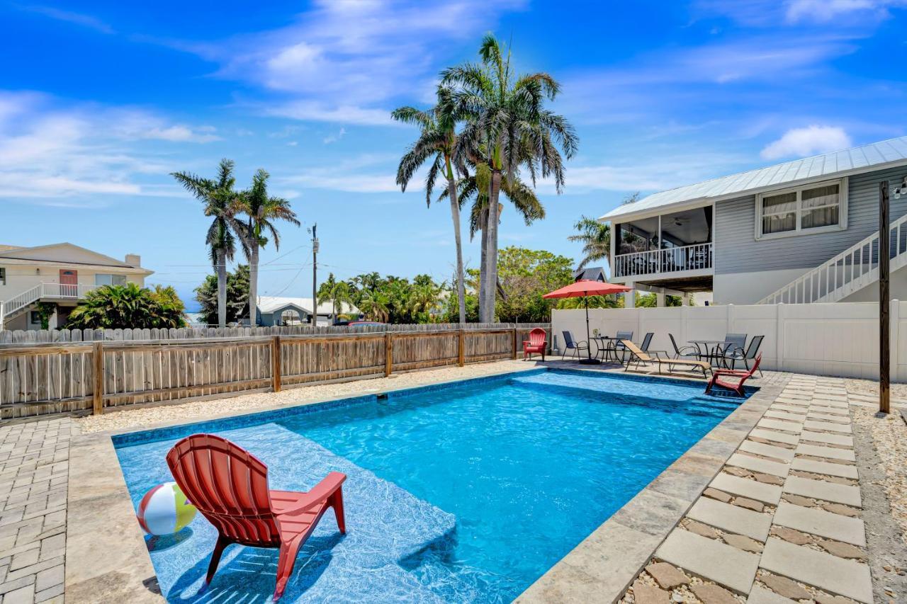 Bungalow W Villa Bradenton Beach Exterior photo